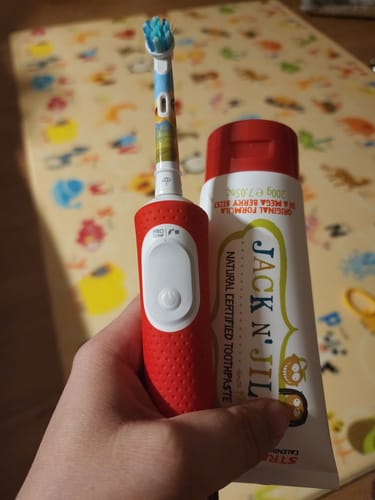 Customer photo review of Jack N'Jill Doğal Sertifikalı Diş Macunu Mega Berry Çilek Aromalı 200 gr