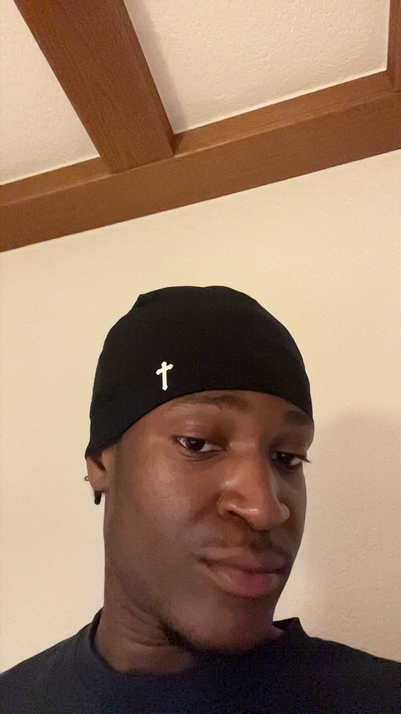 Customer photo review of Black Skull Cap