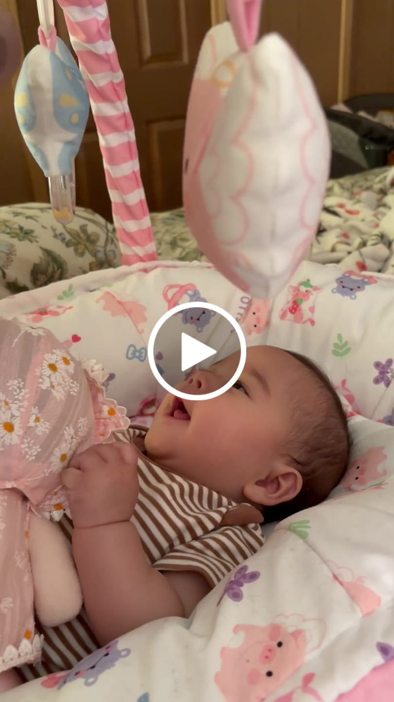 Customer video review of Personalized Daisy Baby Girl