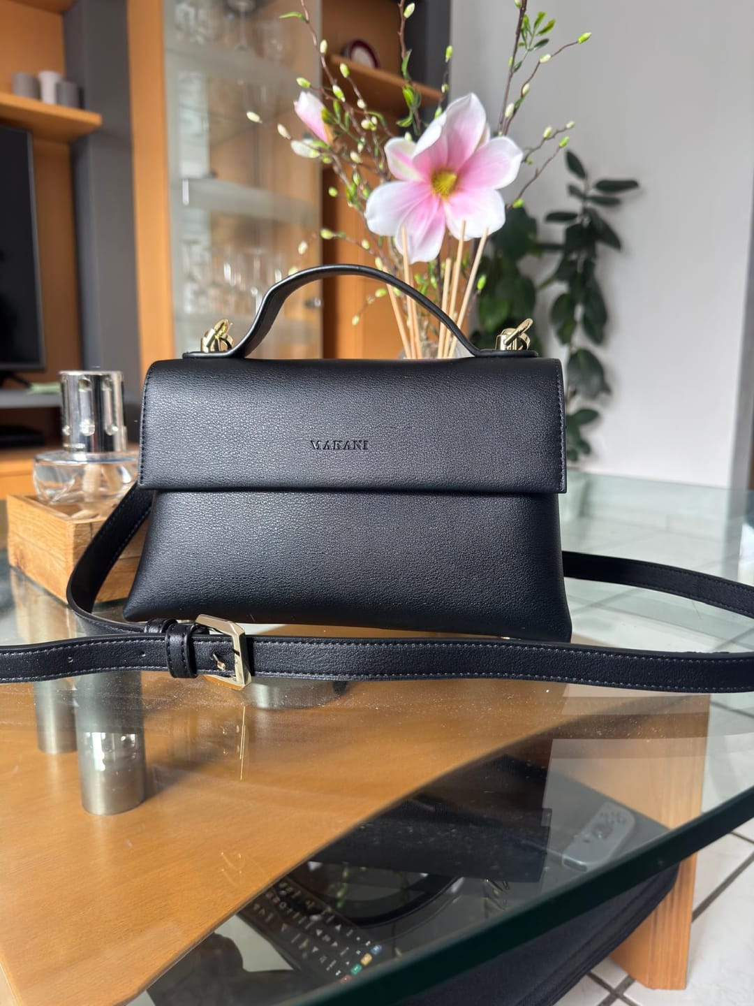 Customer photo review of NANI - BLACK
