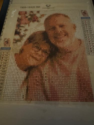 Customer photo by Lwhitmo1 L. of their finished diamond painting