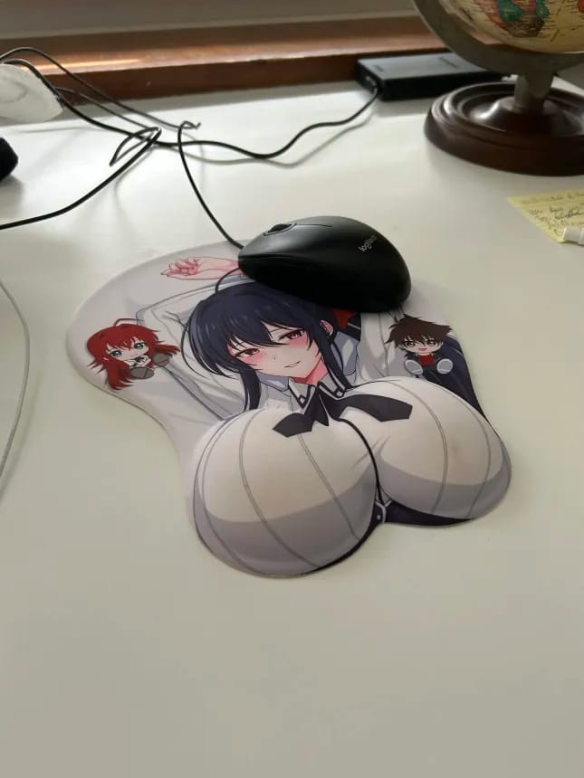 Customer photo review of 3D Akeno Himejima Mousepad