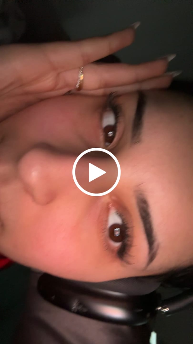 Customer video review of Manga
