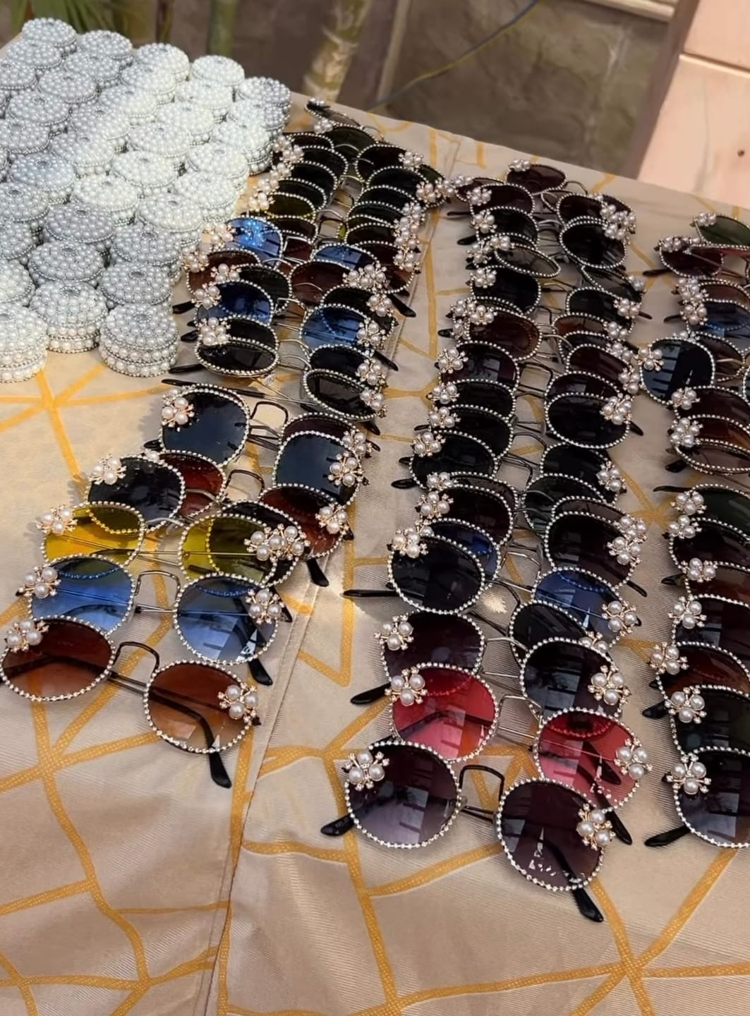 Customer photo review of Wedding Kundan Stone studded ✨ sunglasses 😎🕶️ for barati's guests / LADKIWALE & LADKEWALE goggles for welcome barat swagat & Haldi Mehendi ceremony