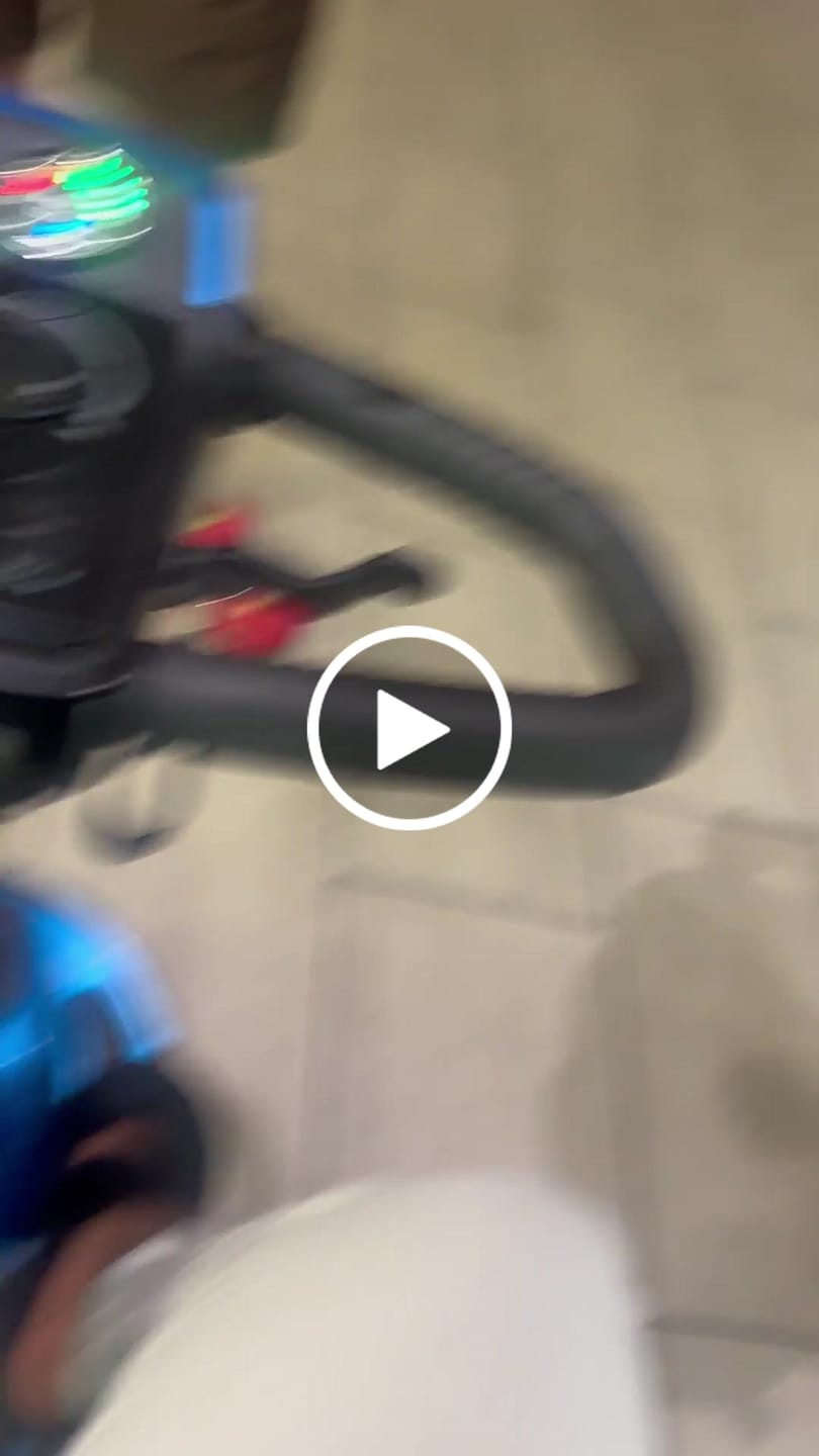 Customer video review of Multiday Rental 3 Wheel 400 Pound Rated Scooter
