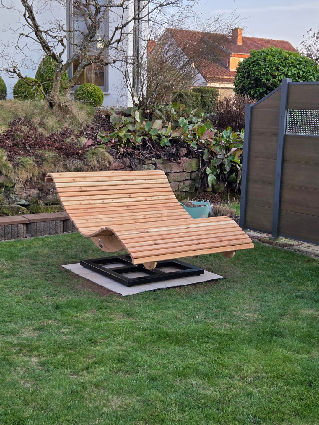 Customer photo review of Doppelliege Schwungliege "Tegernsee" Wellenliege mit Drehgestell