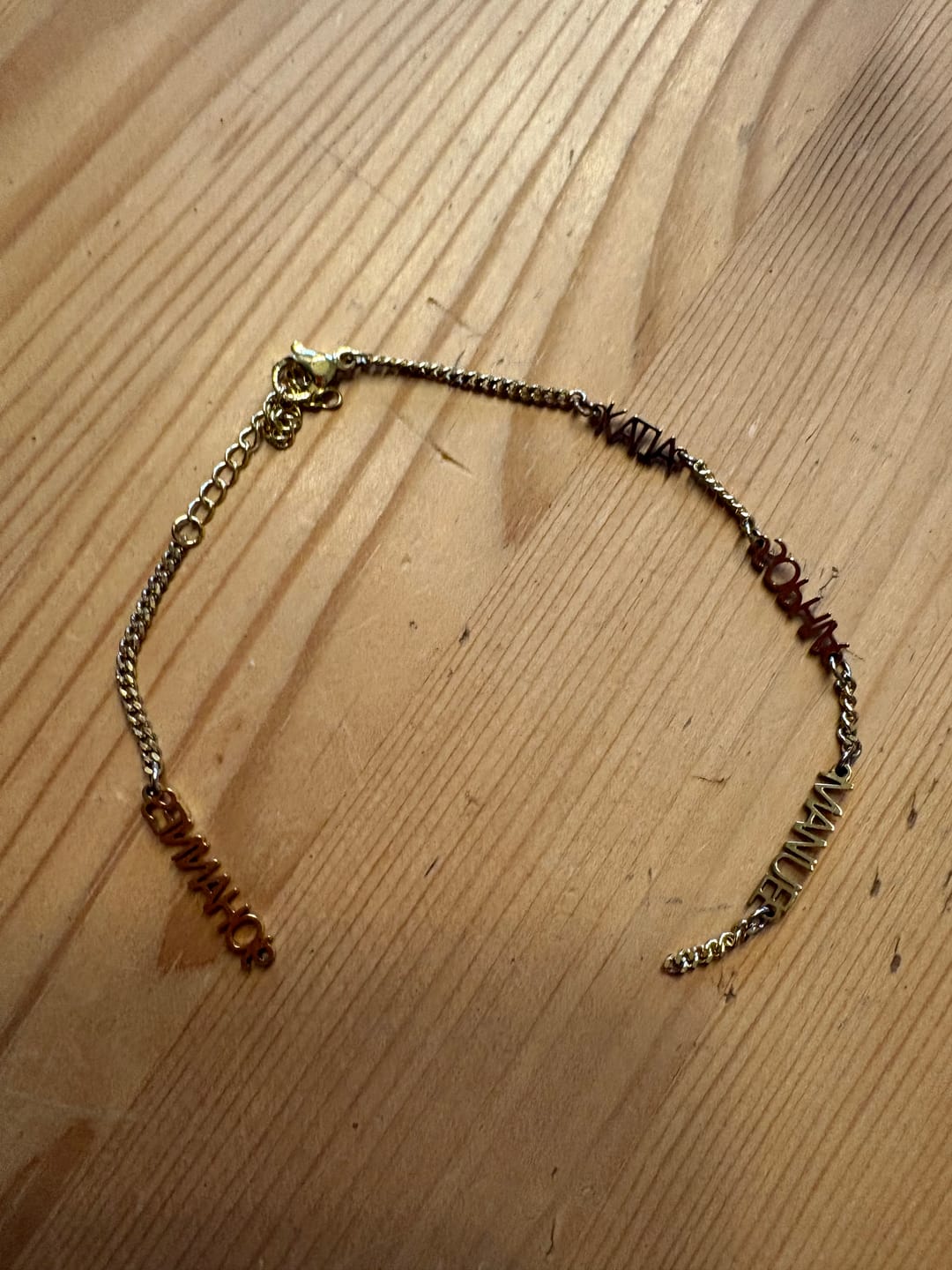 Customer photo review of Personalisiertes Namensarmband