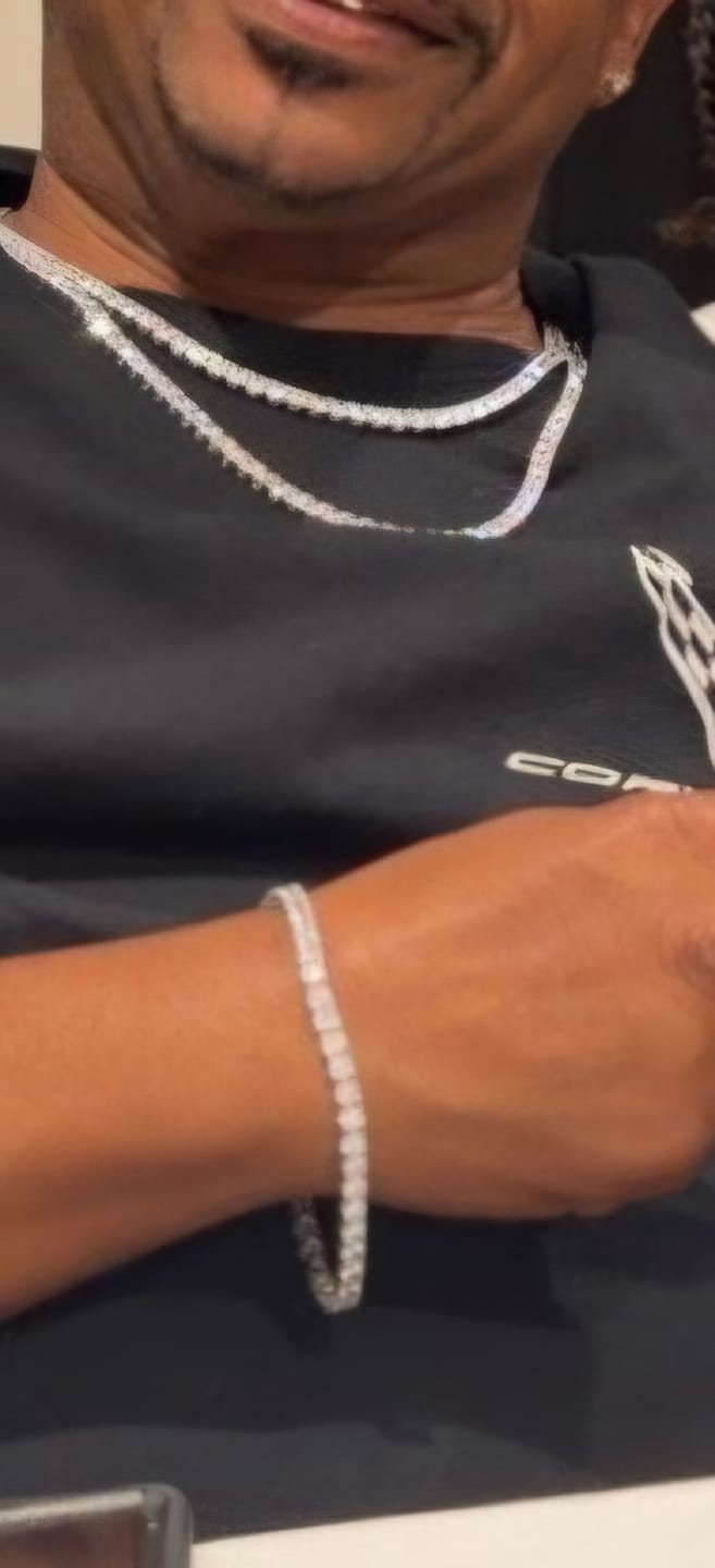 Customer photo review of 4.5mm Tennis Bracelet -  White Gold