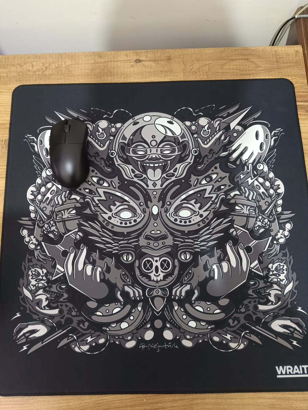 Customer photo review of Wraith Spirit of Aim Pro Mousepad