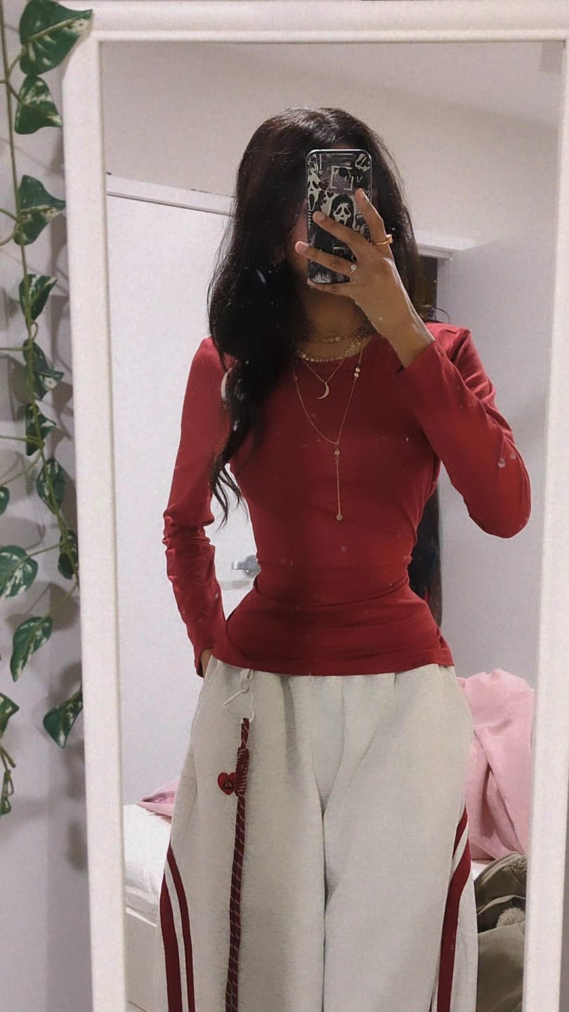 Customer photo review of Aelfric Eden Baggy Barrel Sweatpants