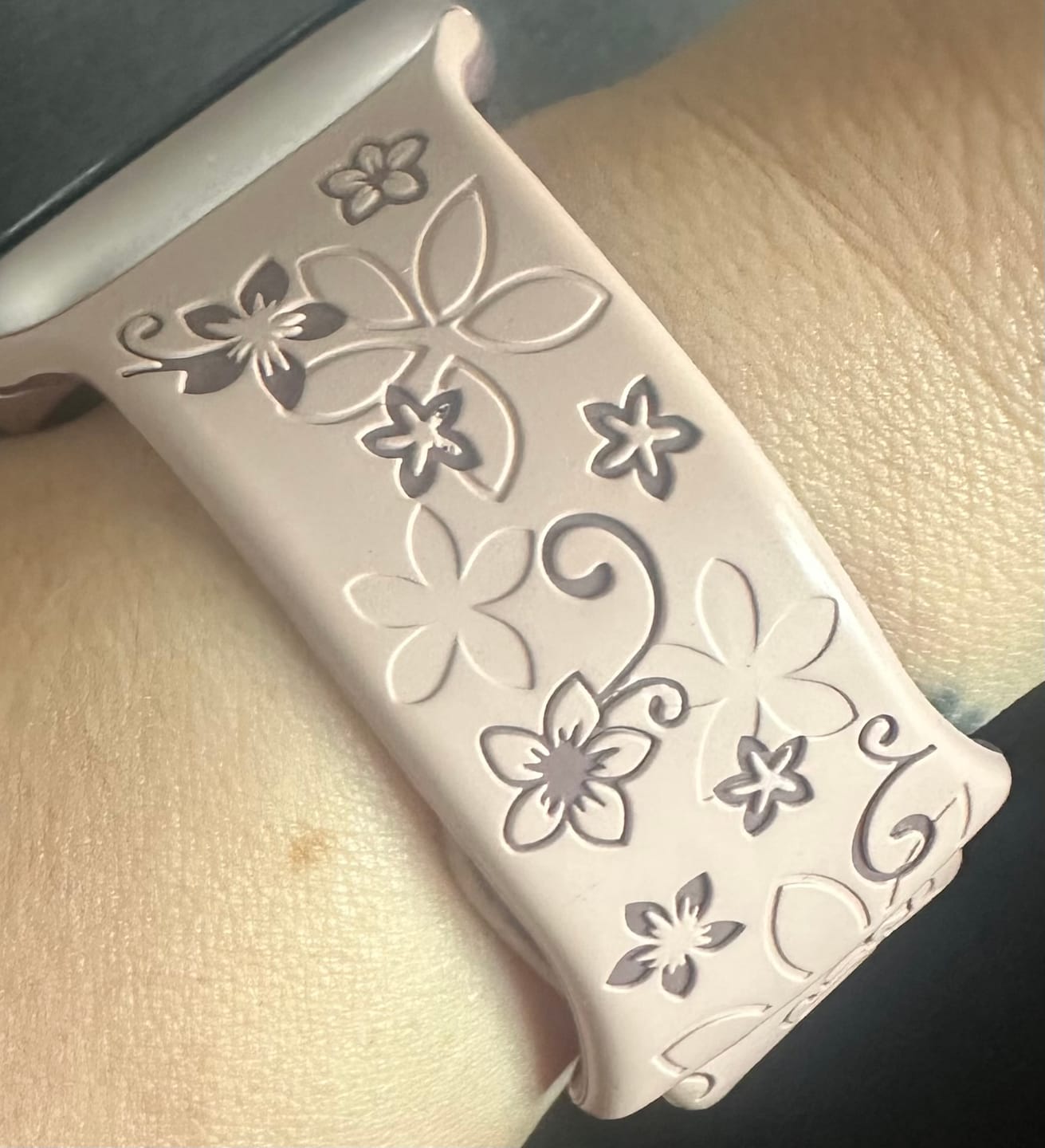 Customer photo review of Apple Watch Silikonband 'Dianne'