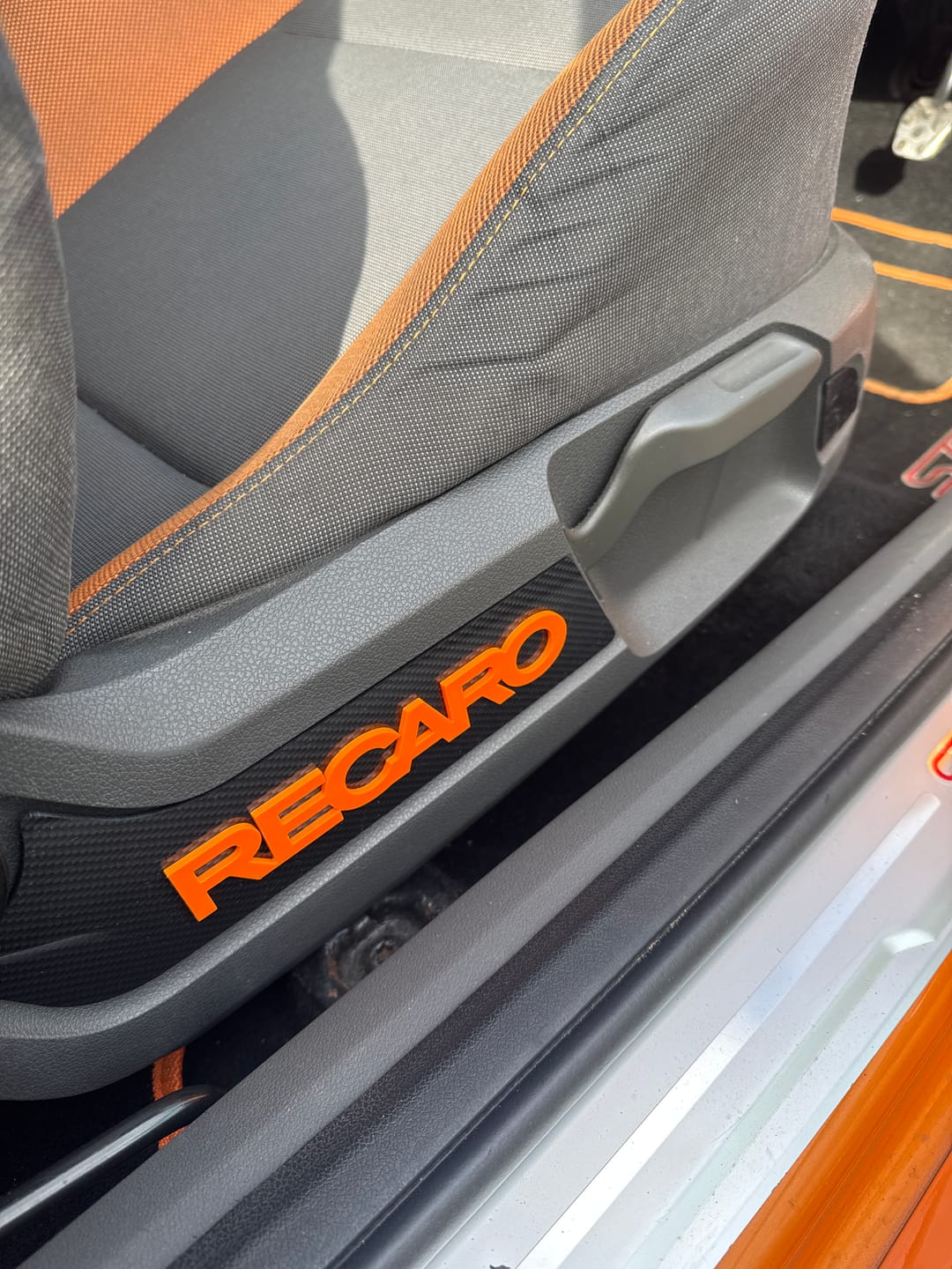 Customer photo review of Mk2/2.5 Focus ST Seat Plate Set