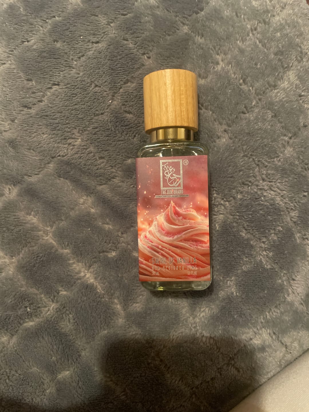 Customer photo review of Swirl Of Vanilla