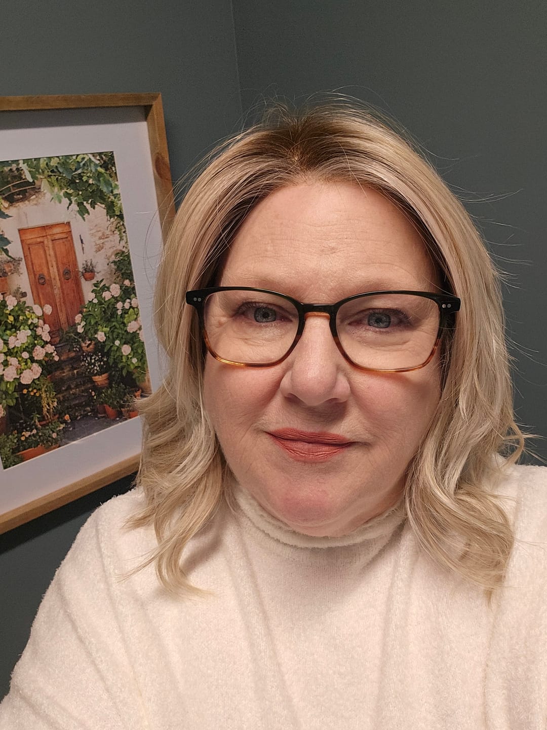 Customer photo review of DREAM CHASER - Paparazzi Blonde