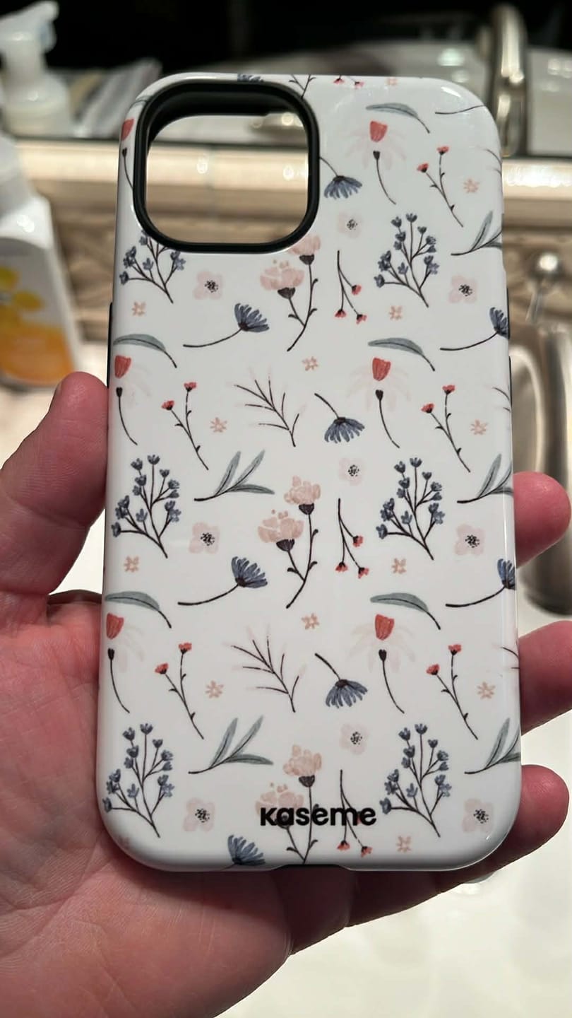 Customer photo review of Mia