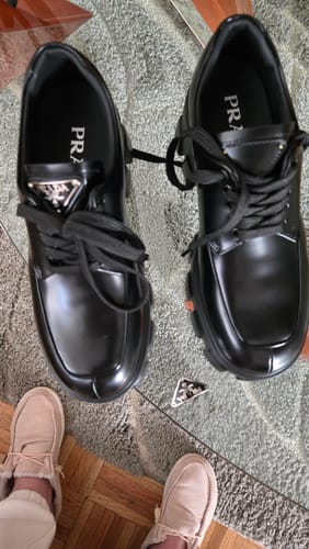 Customer photo review of MONOLITH LACE-UP LOAFER IN BLACK CALFSKIN ATTACHED TRIANGLE LOGO