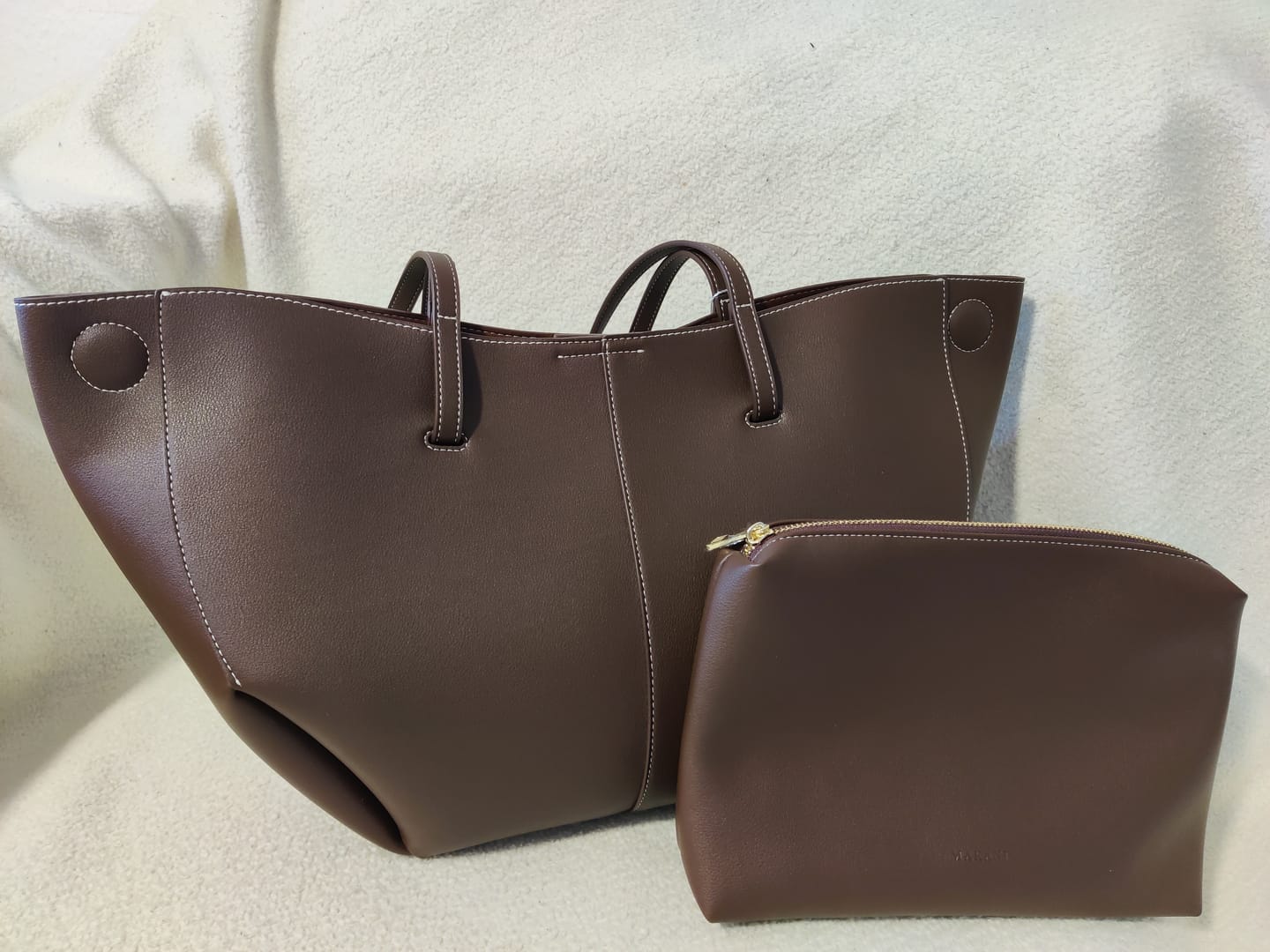 Customer photo review of EMALIA - DARK BROWN