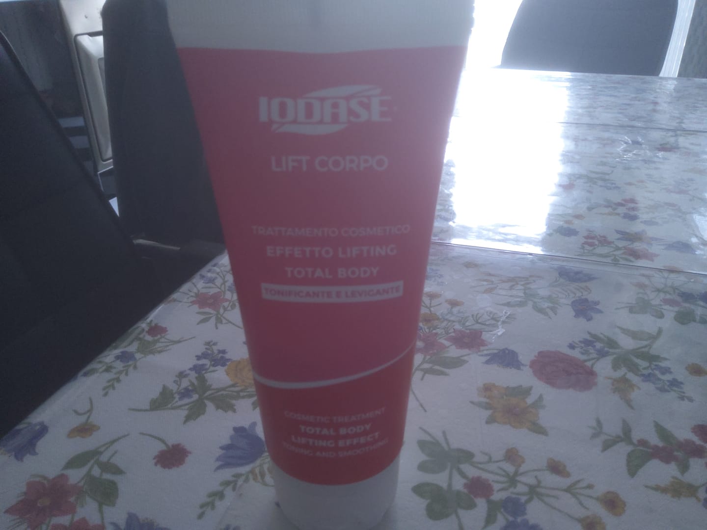 Customer photo review of Crema lifting corpo
