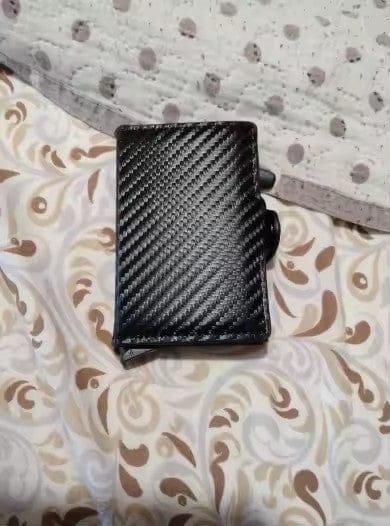 Customer photo review of Carbon Wallet - Tarjetero RFID