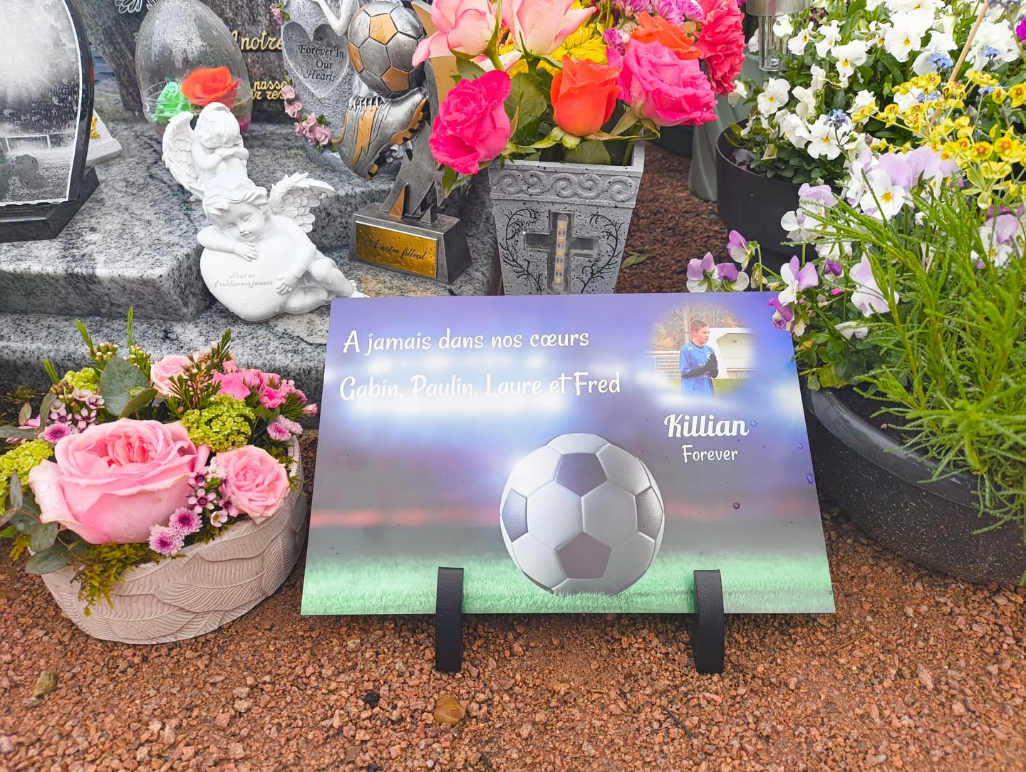 Customer photo review of Plaque Funéraire Football