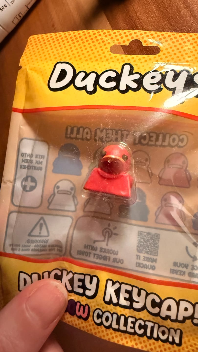 Customer photo review of Duckey Keycap