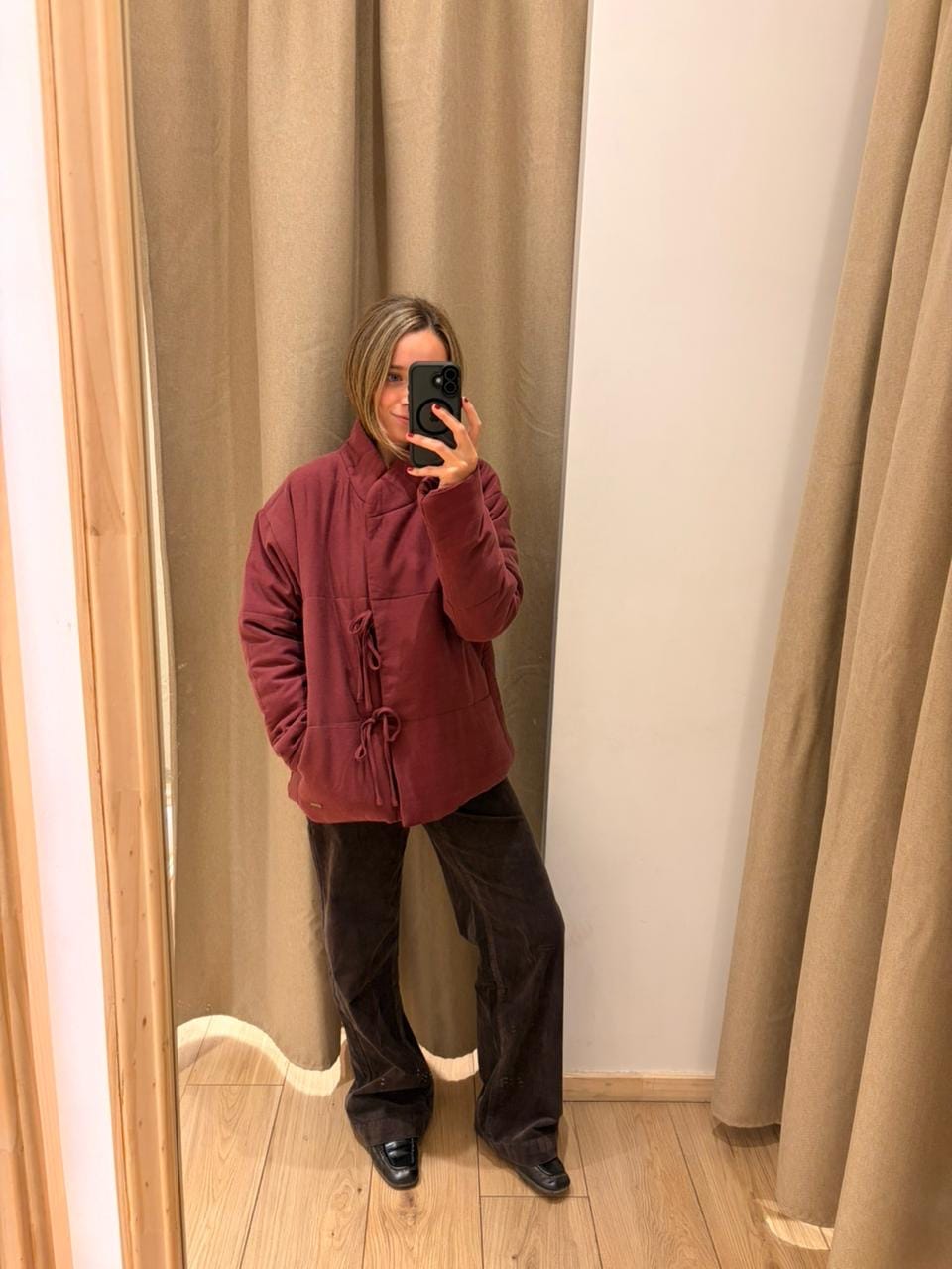 Customer photo review of Chaqueta Lazo Cruzado Burgundy