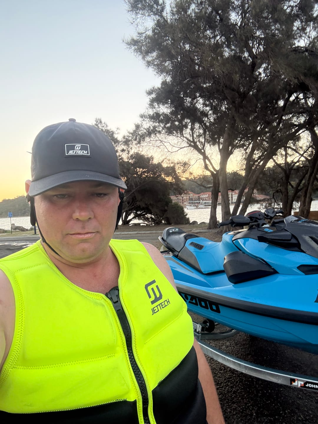 Customer photo review of JET TECH OCEANGUARD HAT