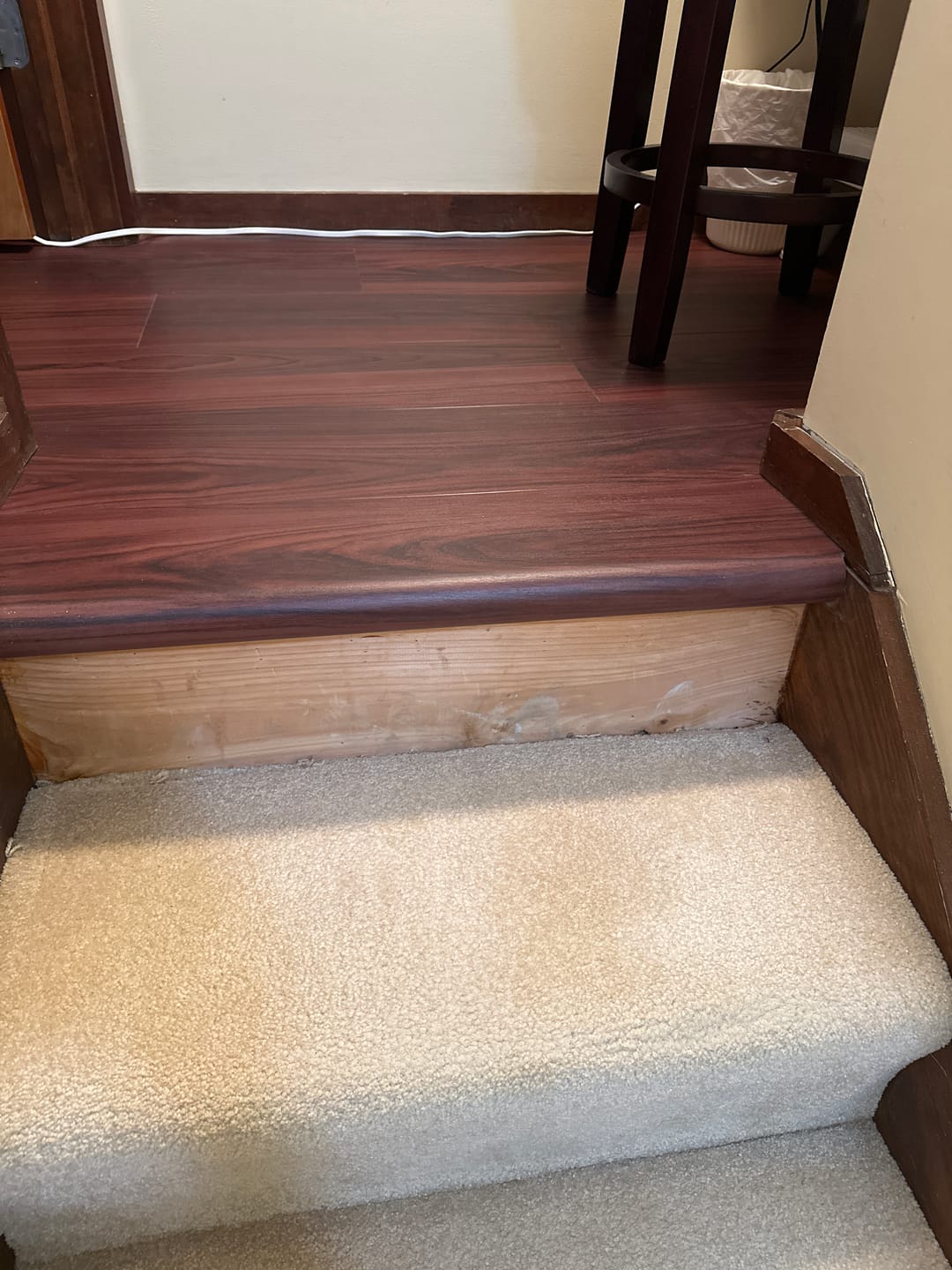 Customer photo review of Edgewood Cherry Stair Tread