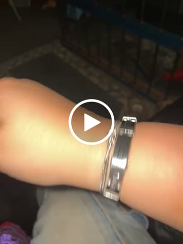 Customer video review of Forever Knot Bracelet