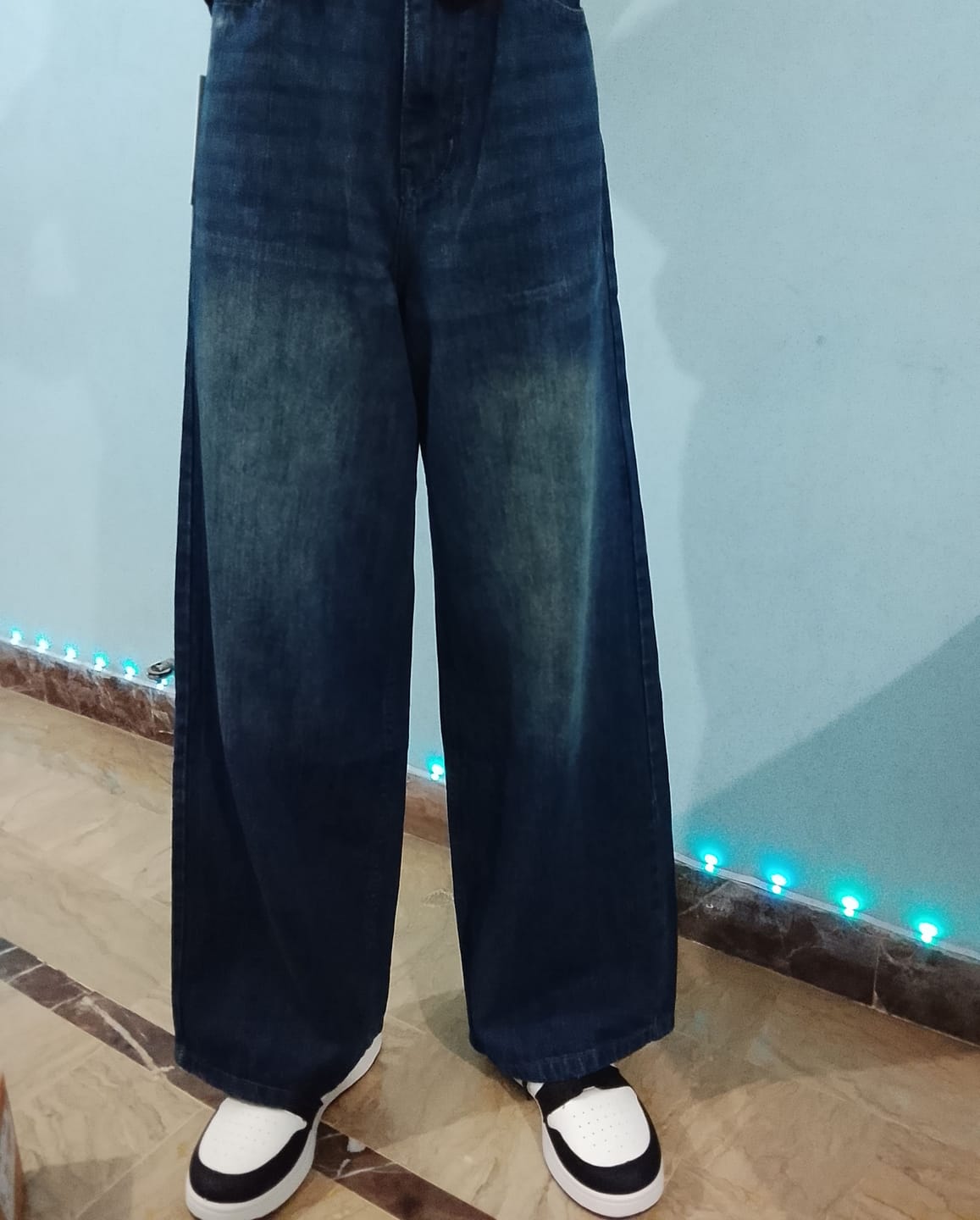 Customer photo review of Toxic Denim - Loose fit - UNISEX