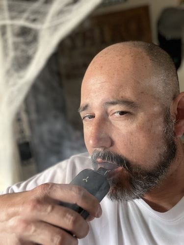 Customer photo review of Legacy PRO 2 Stealth Carry Kit | Herb & Wax Vaporizer with Power Bank, Smell-Proof Case & Adapter