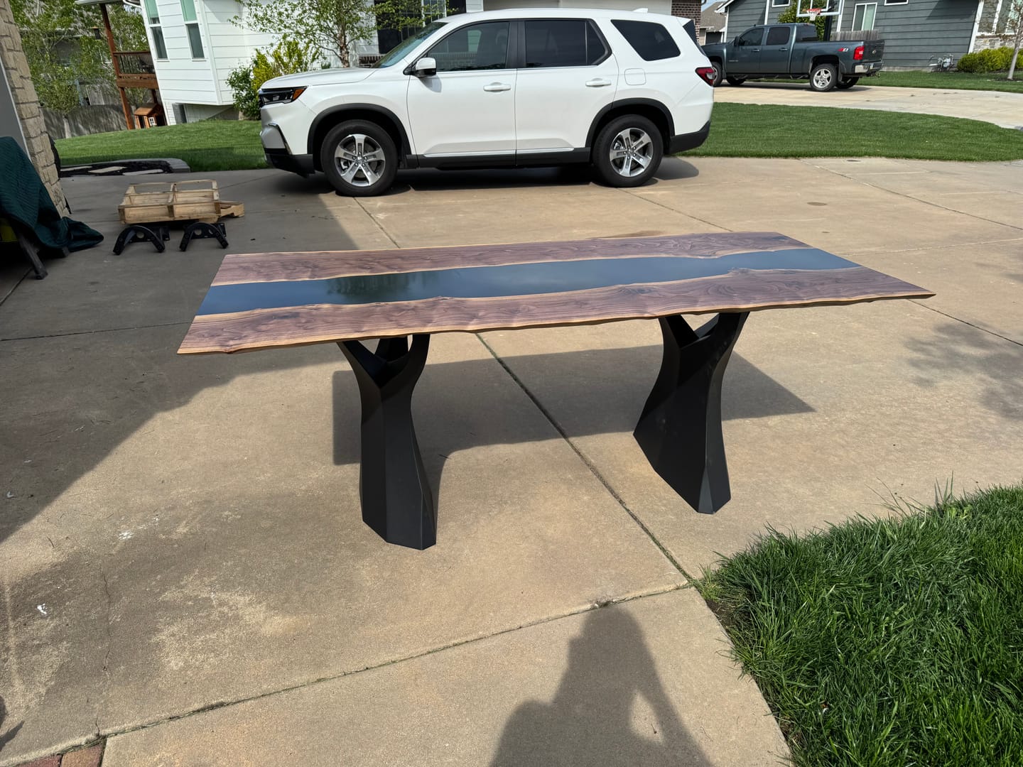 Customer photo review of Metal Table Legs 413 | 451 Ramo 28.2" H for DIY Projects (Only 1 Leg)