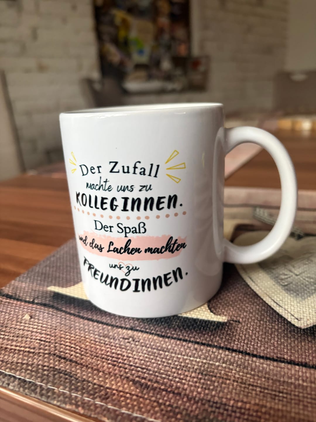 Customer photo review of Zuerst waren wir Kolleginnen - Personalisierte Tasse (2-4 Personen)