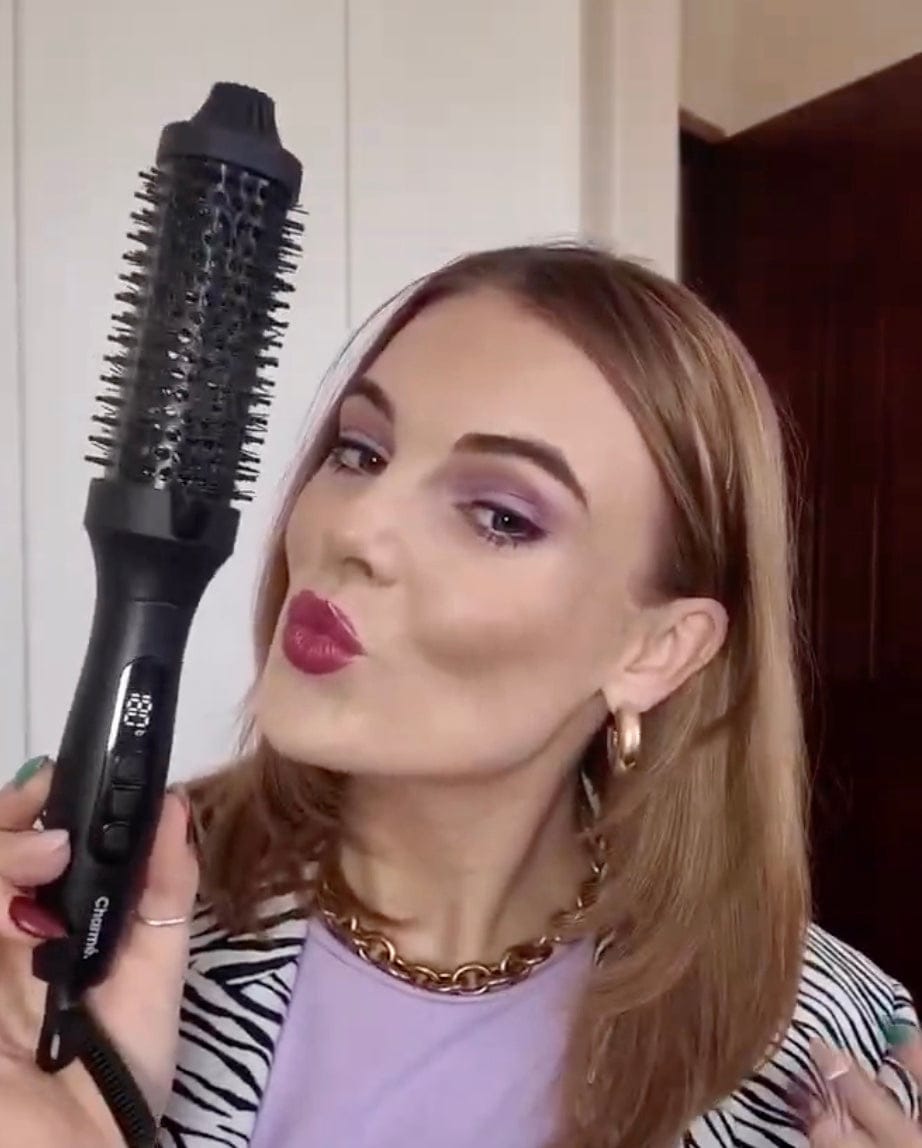 Customer photo review of Charmé Thermal Blowout Brush - Pro Grade Salon Finish