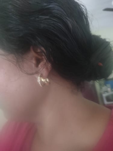 Customer photo review of Duo Lustre Hoops
