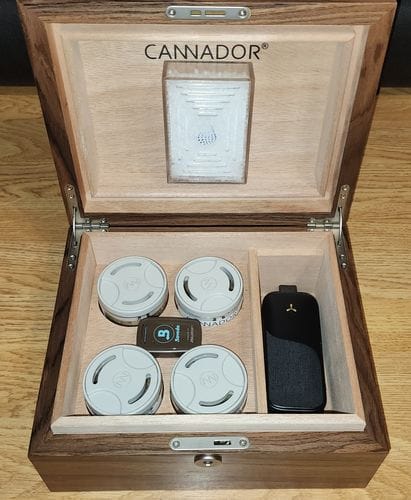 Customer photo review of Legacy PRO 2 Stealth Carry Kit | Herb & Wax Vaporizer with Power Bank, Smell-Proof Case & Adapter