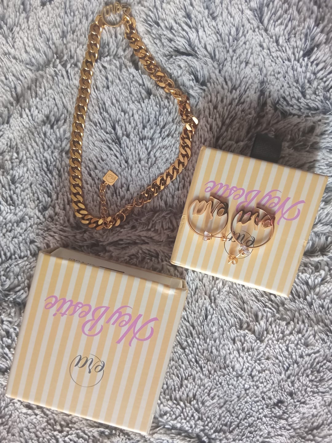 Customer photo review of Gold Era Choker