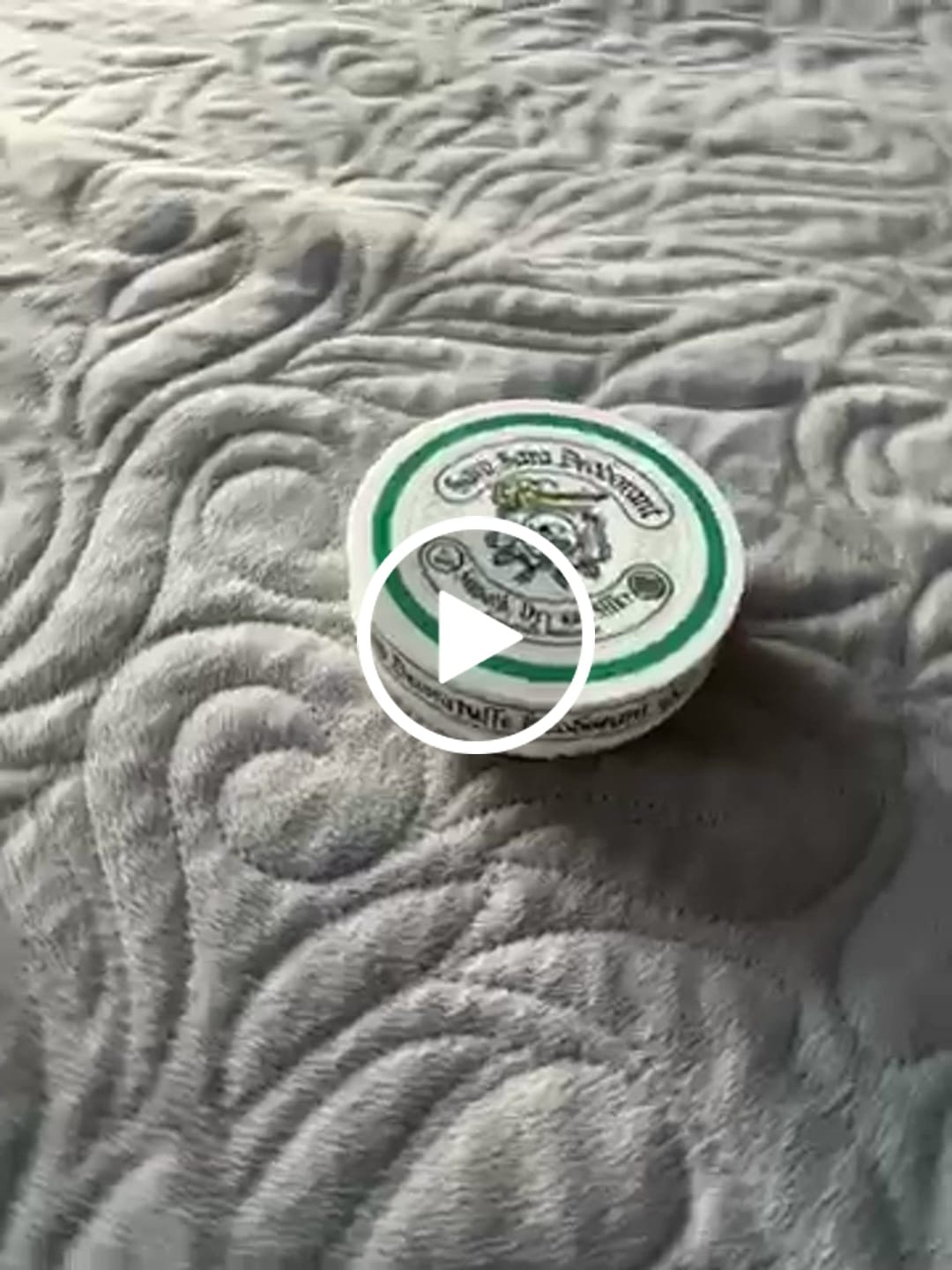 Customer video review of Deonatulle Sara Sara Deodorant Antiperspirant Powder 15g