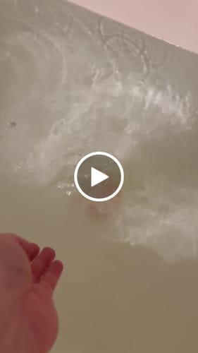 Customer video review of Pure Paradise Bath Bomb