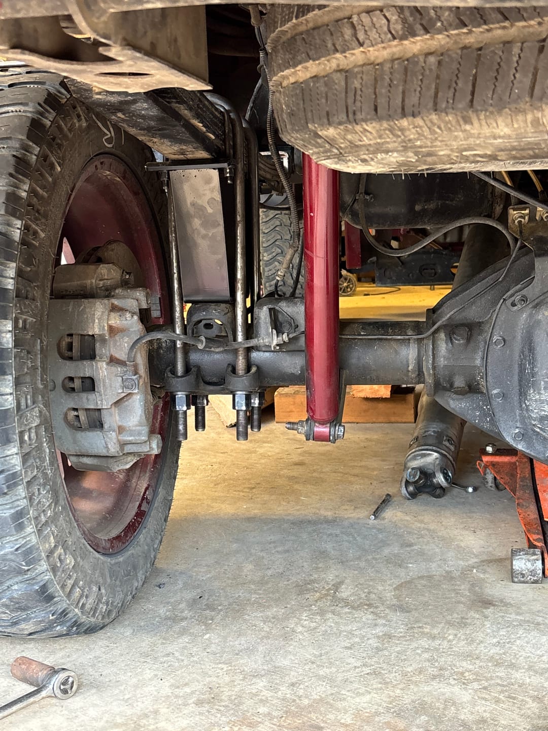 Customer photo review of 2011-2024 Chevy Silverado / GMC Sierra 2500 / 3500 4, 6, 8 Inch Lift Blocks