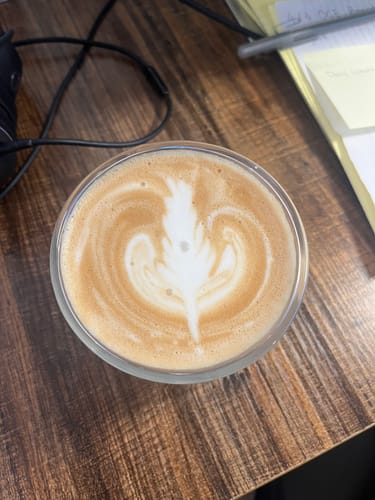 Customer photo review of FLUR Latte XL Glasses