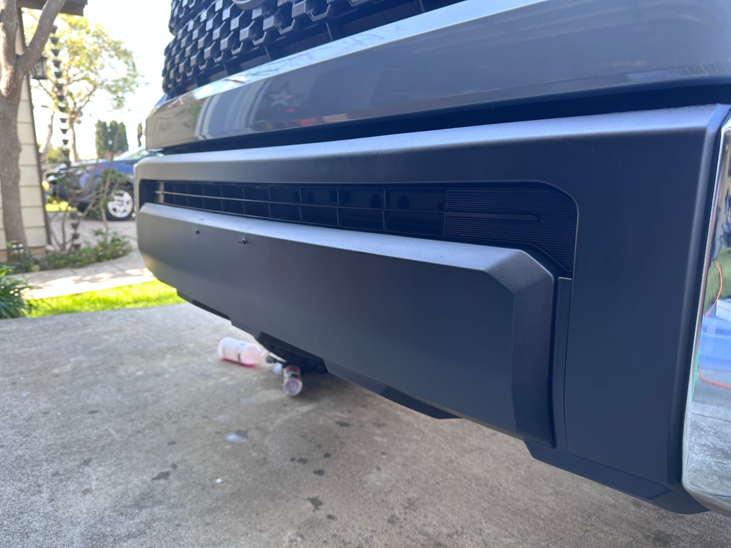 Customer photo review of Black Microfiber Trim & Tire Dressing Applicator