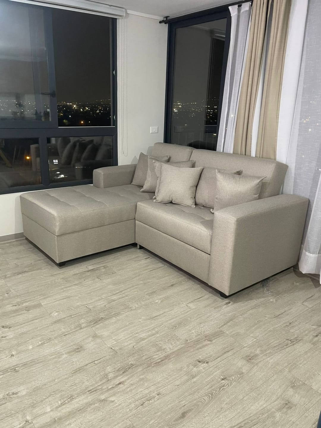 Customer photo review of Sofá en L Cama Baúl Paris