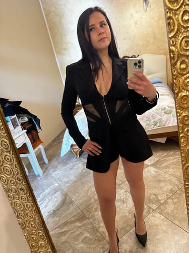 Customer photo review of Tutina Blazer con trasparenza