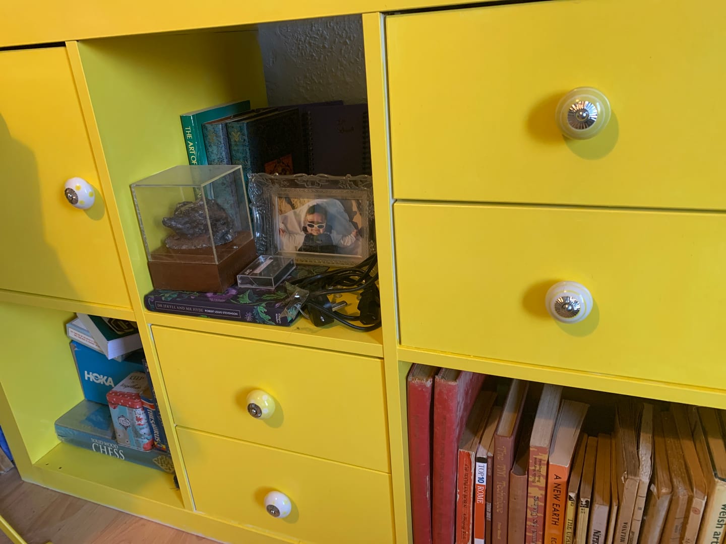 Customer photo review of Ceramic Door Knobs - Whisper Grey and Lemon (Set of 8)