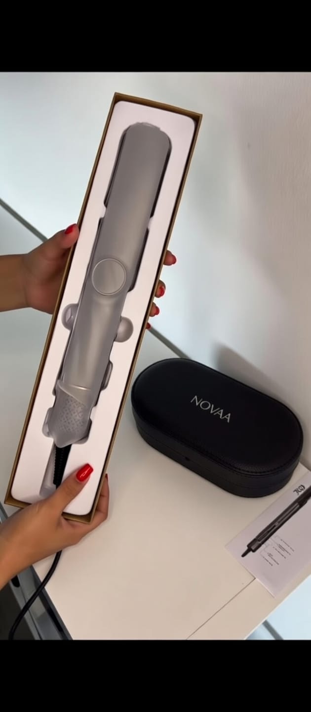 Customer photo review of Novaa® Airstraight - Lisseur Séchant à air sans plaques chauffantes - Nickel/Cuivré