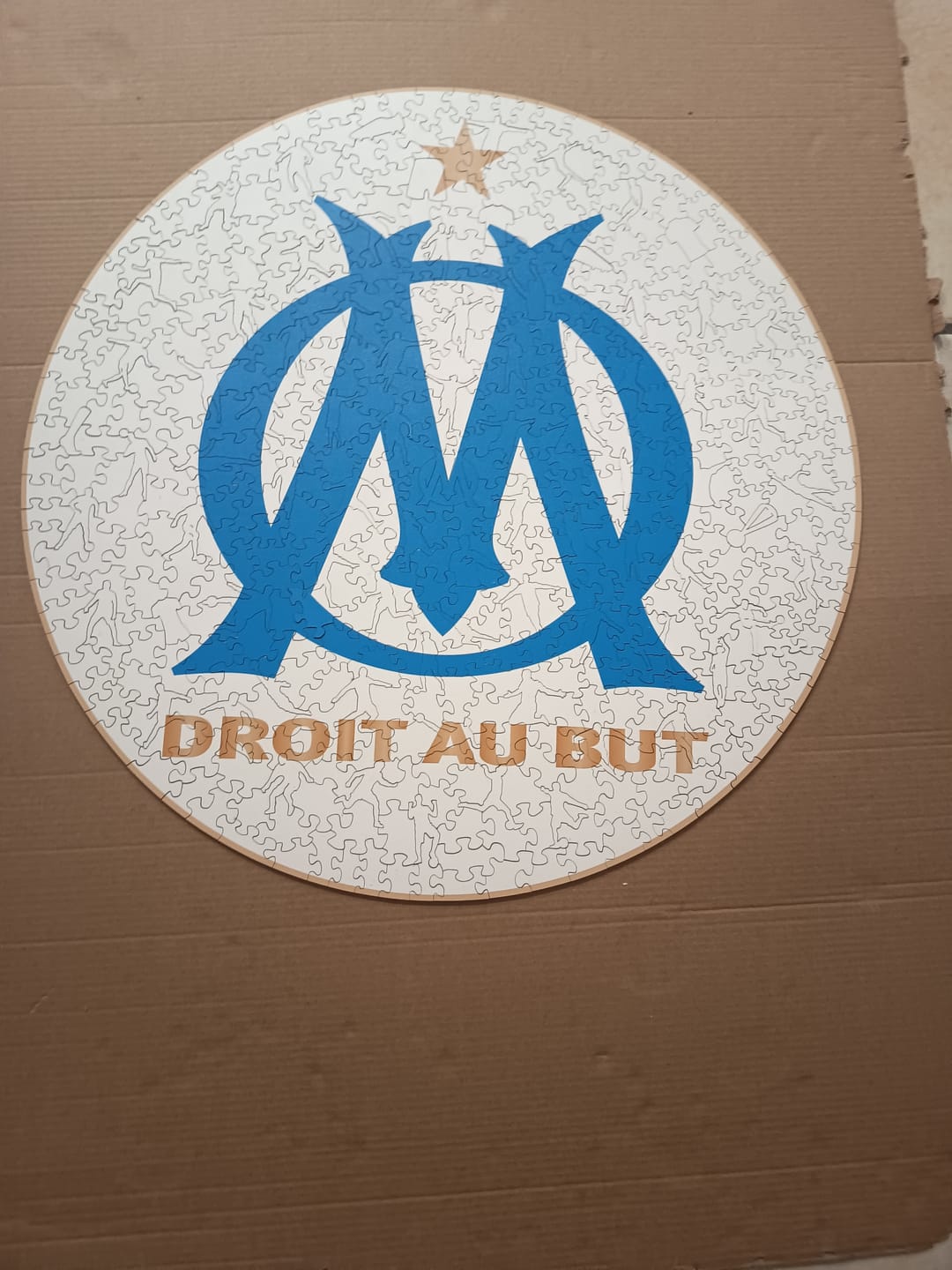 Customer photo review of Logo Olympique de Marseille® - Puzzle en Bois