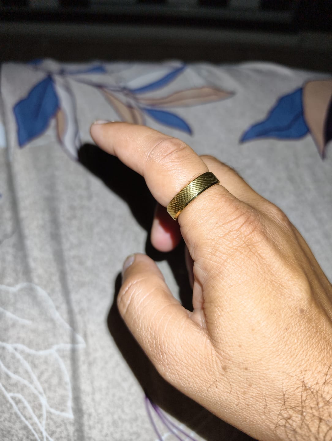 Customer photo review of Dune Line Textured Ring