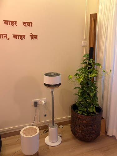 Customer photo review of HALO v2 | 3D Air Circulation Fan with Mood Lamp