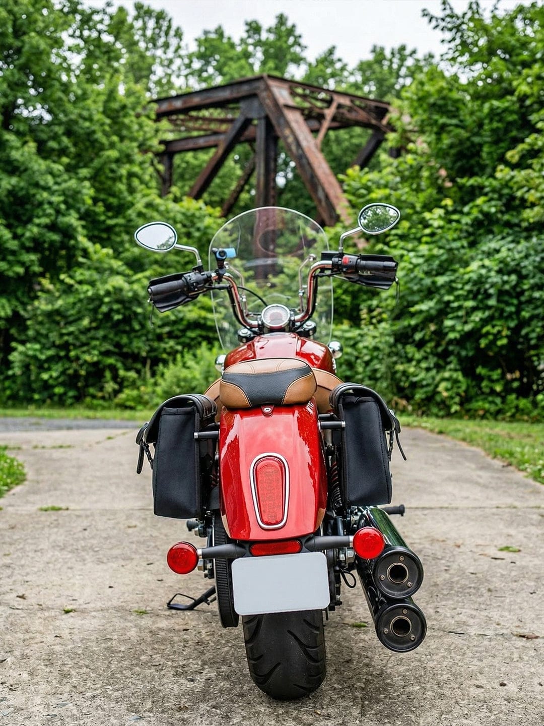 Customer photo review of 8L - Pony Indian Scout Leather Saddlebags